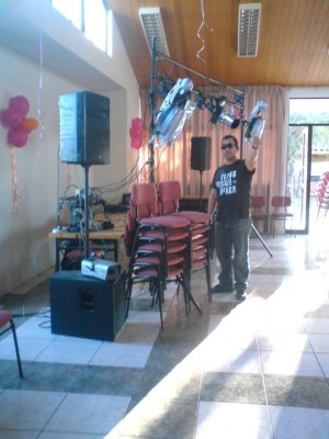  Novios y novias en Santiago |  animador y dj para despedidas de soltera, amplificacion, luces, karaoke