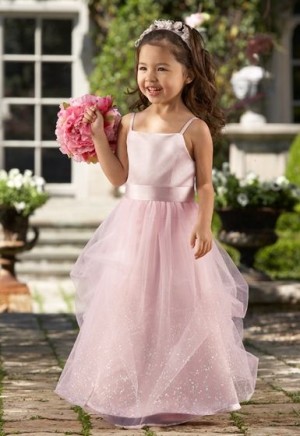 ATELIER EL GOLF Anuncios gratis para novios en Las Condes |  FINOS Y HERMOSOS VESTIDOS DE PAJE, BAUTIZOS, GRADUACIONES, COMUNION, DISE&Ntilde;OS PERSONALIZADOS 