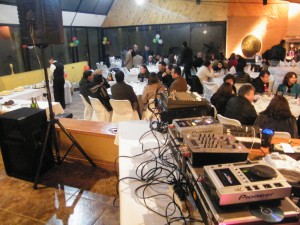 rzproducciones Novios y novias en Santiago |  animador y dj con amplificacion y luces para matrimonios, fiestas, todo evento