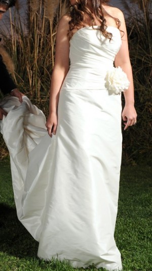 Nicole Anuncios gratis para novios en Las Condes |  Vestido FABULOSO - Importado de New York USA. , Solo una postura.