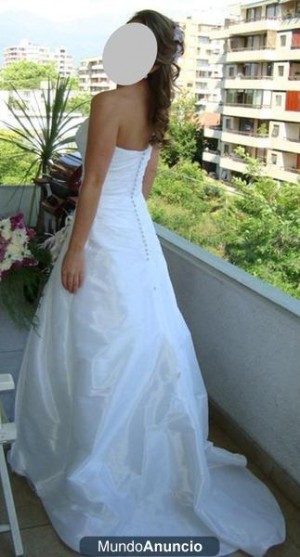monica Novios y novias en Providencia |  Se vende Vestido de Novia Importado $200.000, Por apuro