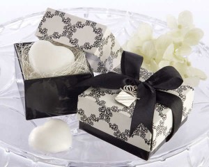 Pamela Garces Anuncios gratis para novios en Las Condes |  SOUVENIRS DE MATRIMONIO IMPORTADOS, De la afamada linea Kate Aspen