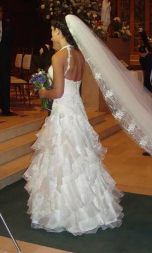 Francisca Saavedra Anuncios gratis para novios en Las Condes |  Vestido de novia dise&ntilde;o &uacute;nico Boutique Carolina Cousi&ntilde;o, Precio TOTALMENTE conversable (original $1.250.000). 