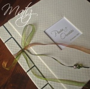 MATIZ Novios y novias en Providencia |  Exclusivos Libros de Firmas para tu fiesta de matrimonio, Diseñamos hermosos Libros para dedicatorias de boda