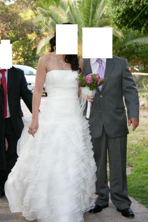 Roxana Correa Anuncios gratis para novios en Santiago |  Vestidos de novia linea atelier Jackie Cottin, una postura
