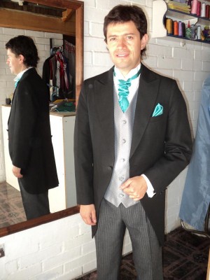 Eduardo Anuncios gratis para novios en Maip&uacute; |  Trajes chaque ternos smoking gilete, trajes para bodas novios medida