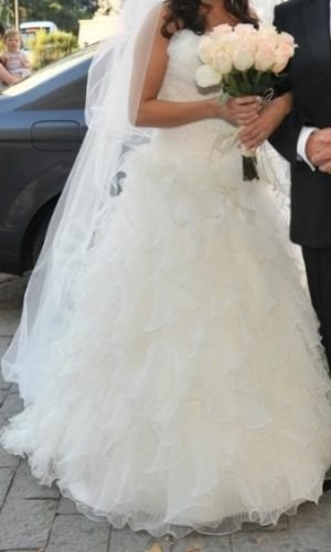 Carla Awad Anuncios gratis para novios en Las Condes |  Vestido De Novia Madeline Gardner, $500.000.-