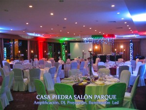 UNIVERSA AUDIOVISUAL Anuncios gratis para novios en Santiago |  AMPLIFICACION, DJ KARAOKE, ILUMINACION LED, SERVICIOS AUDIOVISUALES , MUSICA PARA MATRIMONIO, LUCES PARA FIESTA, DJ , KARAOKE PROFESIONAL