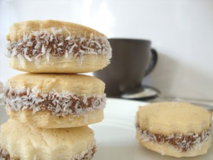 Lucia Elena Lazo Acu&ntilde;a Anuncios gratis para novios en Santiago |  Servicios de Cocteler&iacute;a a Domicilio: Canap&eacute;s, Tapaditos, Brochetas, Dulces,, Servicios de Cocteler&iacute;a a Domicilio
