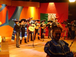 johnny luis Anuncios gratis para novios en Santiago |  A todo mariachi sal y tequila charros y serenatas, 4X$50.000. 02-6388358 / 7-6260519