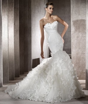 CLAUDIA Anuncios gratis para novios en Providencia |  VENDO VESTIDO DE NOVIA NUEVO, Ivory, TALLA 38-40, $290.000, Hermoso encaje, aplicaciones y ruedos, ajuste perfecto