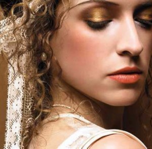 Daniela Saez Anuncios gratis para novios en Osorno |  Maquillaje Novias Y Eventos A Domicilio en Osorno, Glamour en tu propio estilo.