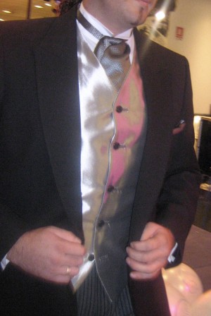  Anuncios gratis para novios en Santiago |  Trajes de novios, camisas cuello de paloma