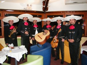 Mariachis Chile Mexico Anuncios gratis para novios en Santiago |  Inolvidable San Valent&iacute;n con Mariachis a Domicilio, Mariachis Chile Mexico al rescate 027279788