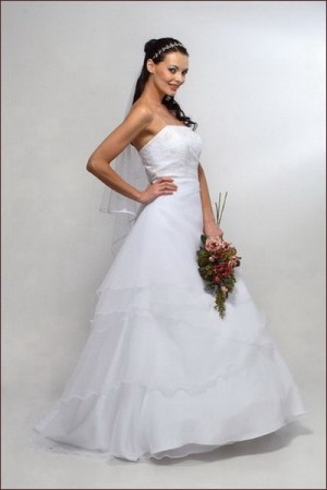 katherine hernandez Anuncios gratis para novios en Estaci&oacute;n Central |  Vestido De Novia Como Nuevo, Modelo Lissy, Talla 44, incluye falso $120.000, comprado en casa blanca, esta como nuevo, en excelentes condiciones