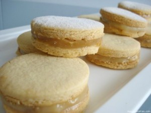 Lucia Lazo Acu&ntilde;a Anuncios gratis para novios en Santiago |  Ofresco Ricos Canapes - Dulces - Brochetas - Empanadas Cocktel, cocteleria a domicilio a Domicilio