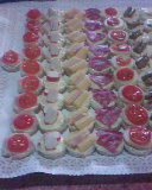 Lucia Lazo A Anuncios gratis para novios en Santiago |  Canapes a domicilio para uds que le va a encantar, Cocteleria a domicilio
