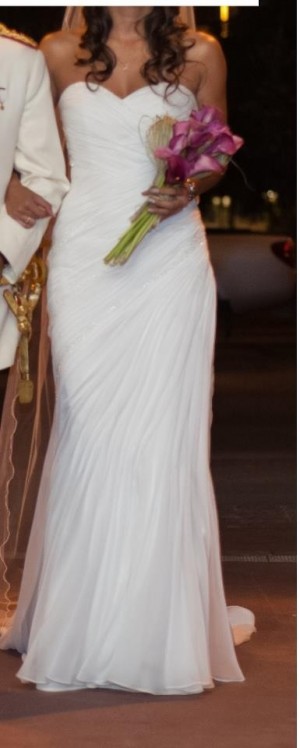 Daniela Reveco Anuncios gratis para novios en Las Condes |  Vestido marca pronovias talla 38 strapless, como nuevo!, Strapless, precioso! tiene largo para 1.70 mt