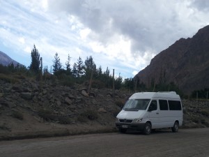 Transportes MIYAKO E.I.R.L. Anuncios gratis para novios en Santiago |  Arriendo mercedes sprinter para 16 personas y van ejecutiva para 15 pe, Transporte, traslado, city tour, minibuses, vans