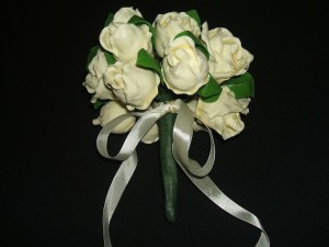 yacelyne Anuncios gratis para novios en La Florida |  BELLO RAMO DE NOVIA RECUERDO ETERNO , HERMOSO RAMO DE NOVIA  