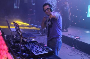 Mauro Diaz Anuncios gratis para novios en Providencia |  M&uacute;sica , animaci&oacute;n, iluminaci&oacute;n, eventos en general, Animaicon evento matrimonio novio 