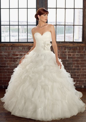 Ver&oacute;nica y Claudia Anuncios gratis para novios en Providencia |  Oportunidad! vendo hermoso vestido de novia mori lee 4816, Talla 36-38-40, con corse, organza blanca $250.000