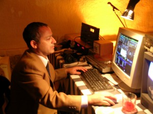 Jorge Ayala V. Anuncios gratis para novios en Providencia |  M&uacute;sica Para Fiestas, Iluminaci&oacute;n, Proyecci&oacute;n, Grabaci&oacute;n En Video, Animaci&oacute;n, Matrimonios, Bautizos, Aniversarios, Cumplea&ntilde;os, Despedidas De Solteros(as)