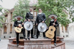 Camilo pezoa Anuncios gratis para novios en Santiago |  Mariachis a domicilio en santiago con los mejores 97465851, Serenatas a domicilio en todo santiago