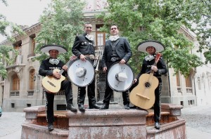 Camilo Pezoa Anuncios gratis para novios en Santiago |  Charros a domicilio con cd de regalo 97465851, Serenatas a todo santiago