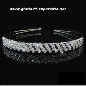 Gloria Anuncios gratis para novios en Santiago |  Finas y hermosas tiaras diademas tocados importados, Finas tiaras diademas importadas