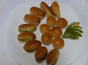 sergio Anuncios gratis para novios en Santiago |  Economicos todo evento social servicio fino canapes empanaditas pizzas, Pizetas eventos en general reuniones novias despedidas cumplea&ntilde;os 