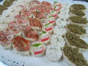 pedro Anuncios gratis para novios en Providencia |  Despachos coctel catering santiago brochetas empanaditas pastelitos , Todo evento social despachos 86612378 todo evento
