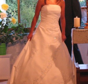 Andrea Palacios Anuncios gratis para novios en Providencia |  VESTIDO DE NOVIA USADOS, VESTIDO DE NOVIA PROVIDENCIA, VESTIDO DE DE NOVIA , Vestido usado solo una vez, importando, elegante y fino, barato.