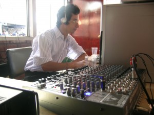 Jorge Ayala Anuncios gratis para novios en San Miguel |  M&uacute;sica Para Matrimonios, Bautizos, Cumplea&ntilde;os, Despedidas, Fiestas En Gral., DJ, VJ, Iluminaci&oacute;n, Proyecci&oacute;n, Grabaci&oacute;n En Video, Animaci&oacute;n, Show, Etc