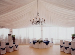 Carla Barahona C. Anuncios gratis para novios en La Florida |  Banqueteria De La Casa, Nos preocupamos y ocupamos de su evento.