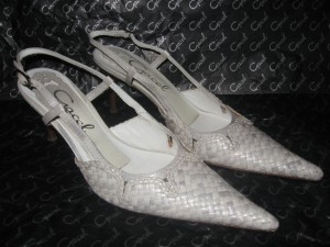 Clau Anuncios gratis para novios en Santiago |  Vendo Zapatos Gacel N� 35, Zapatos Gacel N� 35, hermosos, comodos, elegantes...especiales para novias