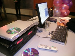 Jorge Ayala V. Anuncios gratis para novios en San Miguel |  M&uacute;sica Para Fiestas, DJ, VJ, Iluminaci&oacute;n, Proyecci&oacute;n, Grabaci&oacute;n En Video., Matrimonios, Bautizos, Aniversarios, Cumplea&ntilde;os, Despedidas De Solteros(as)