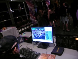 Jorge Ayala Villegas Anuncios gratis para novios en Maip&uacute; |  M&uacute;sica Para Fiestas, DJ, VJ, Iluminaci&oacute;n, Proyecci&oacute;n, Grabaci&oacute;n En Video., Matrimonios, Bautizos, Aniversarios, Cumplea&ntilde;os, Despedidas De Solteros(as)