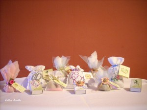 Marjorie Diaz M. Anuncios gratis para novios en Curic&oacute; |  Taller Kintu: delicados accesorios de mesa para tu boda., Confeccionamos hermosas cigarreras,confiteras,dulceras personalizadas.