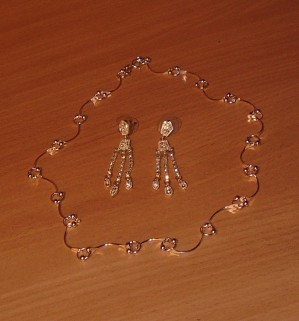 Silvana Anuncios gratis para novios en Santiago |  AROS  Y  COLLAR  $  15.000.-, Aros y Collar  juntos o por separado.