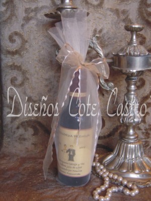 Maria Jose Castro Anuncios gratis para novios en Vi&ntilde;a del Mar |  Vinos personalizados  $1.490 ideal para Matrimonios, Regala Vinos Personalizados y marcaras la diferencia en tu Matrimonio...