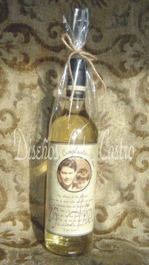 Maria Jose Castro Anuncios gratis para novios en Vi&ntilde;a del Mar |  Vinos personalizados  $1.490 para Matrimonio y eventos, Regala Vinos Personalizados y marcaras la diferencia 