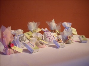 Marjorie Diaz M. Anuncios gratis para novios en Curic&oacute; |  CADA EVENTO ESPECIAL;UN RECUERDO INMEMORABLE., Taller Kintu lo hace para ti con los m&aacute;s hermosos souvenirs.