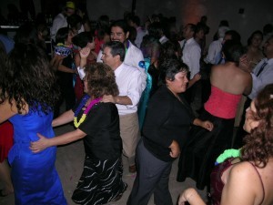 Jorge Ayala Villegas Anuncios gratis para novios en San Miguel |  M&uacute;sica Para Fiestas, DJ, VJ, Sonido En Vivo, Iluminaci&oacute;n, Proyecci&oacute;n., Matrimonios, Bautizos, Aniversarios, Cumplea&ntilde;os, Despedidas De Solteros(as)