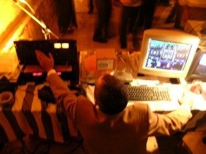 Jorge Ayala Villegas Anuncios gratis para novios en San Miguel |  M&uacute;sica Para Fiestas, DJ, VJ, Sonido En Vivo, Iluminaci&oacute;n, Proyecci&oacute;n., Matrimonios, Bautizos, Aniversarios, Cumplea&ntilde;os, Despedidas De Solteros(as)