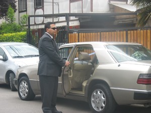 C&eacute;sar Bozo Anuncios gratis para novios en Santiago |  Arriendo auto para matrimonios mercedes clasico diplomatico, Precioso mercedes benz. tenemos experiencia en bodas