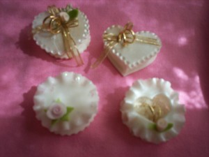 Gloria Anuncios gratis para novios en Santiago |  Delicados y elegantes encintados de bautizo y todo evento, Todo tipo de encintados en porcelana en limache.