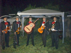 julio Anuncios gratis para novios en El Array&aacute;n |  MARIACHIS TIJUANA, eventos en general.-