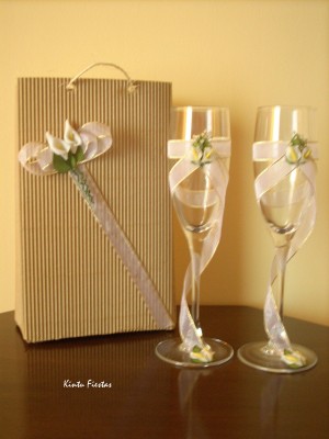  Marjorie Diaz M. Anuncios gratis para novios en Curic&oacute; |  Bellas copas para tu primer Brindis de Casados., Taller Kintu Fiestas lo hace para ti.