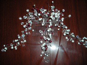 Nelly Guti&eacute;rrez G. Anuncios gratis para novios en Maip&uacute; |  Tiaras tocados y coronas para novias., Su accesorio en pedrer&iacute;a.